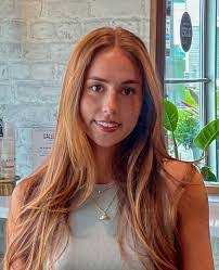 Ashley Truitt's Instagram, Twitter & Facebook