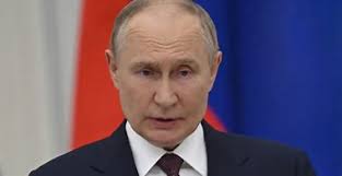 A Rome, le prince William honore le pape François sans Kate Middleton mais  il est loin d'être seul