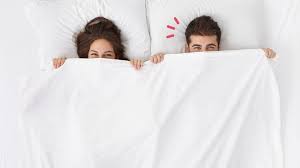 Mereka adalah pakaian bagimu, dan kamupun adalah pakaian. Bolehkah Puasa Setelah Berhubungan Intim Temukan Jawabannya Di Sini Orami