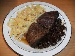 Fleisch Rinderbackchen Mit Sauerkirschen Rezept Rezept Sauerkirschen Lebensmittel Essen Sauerkirschen Rezepte