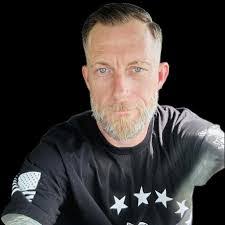 Madeline Wenzel's Instagram, Twitter & Facebook