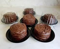 It's supposed to make you feel physically repulsed, right? Matilda S Cake Individual 60 Fabiola Vela Reposteria Facebook