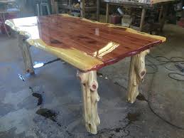 6156e8d01f5e6f145edc455ffdf4ede2 Jpg 1 136 852 Pixels Cedar Table Cedar Wood Projects Rustic Log Furniture