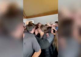 La autoridad provincial de petorca confirmó que se realizó una fiesta en el sector de cachagua. Fzyuf0pdpor9rm