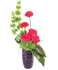 Due to its toxicity, keep the bird of paradise flower away from dogs and cats. Pinks Of Passion Contemporary Floral Design In Cleveland Heights Oh Diamond S Flowers