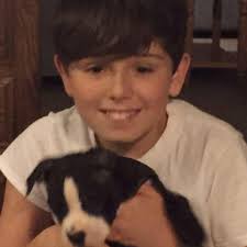 JUST IN: Police are searching for two people missing from St. Paul. Their  cases aren't connected, but both of their disappearances are considered  "suspicious." More:  https://bringmethenews.com/minnesota-news/two-disappearances-in-st-paul-may-be  ...