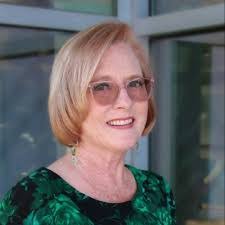 Elena Champagne's Instagram, Twitter & Facebook