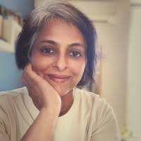 Elizabeth Amin's Instagram, Twitter & Facebook