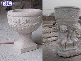 The distinctive prairie style of noted architect frank lloyd wright is reproduced in a collection of cast concrete urns, vases and sculptural pieces. Cast Stone Garden Urn Planters Large Stone Plant Pots Wholesaler Hangmao