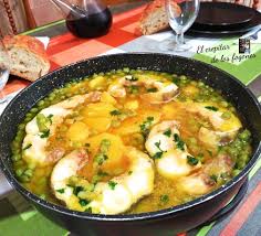 Es recolectado en las rías gallegas, aunque algunas variedades son cultivadas, sobre todo las uno de los elementos exteriormente más conocidos de la cocina gallega es el marisco, que destaca. Congrio Guisado Con Patatas Y Guisantes El Crepitar De Los Fogones