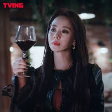 Maybe you would like to learn more about one of these? Song Ji Hyo Bewitches Viewers With Transformation Into Modern Day Witch For The Witch S Diner Gossipchimp Trending K Drama Tv Gaming News