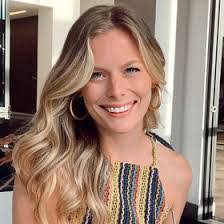 Kelly Mcbrayer's Instagram, Twitter & Facebook