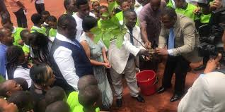 A greenpeace parachutist that flew down onto the field during a euro 2020 match on tuesday between france and germany could have had his stunt turn deadly. Cameroon Greenpeace Africa Creates A Pilot Green Space In Yaounde Afrik 21