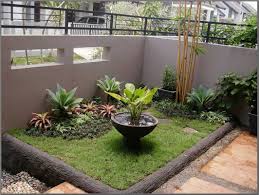 Dilansir dari better homes & garden, senin (1/2/2021) ada beberapa langkah untuk menanam bunga di taman agar bertumbuh dengan baik dan subur, sebagai berikut. 5 Cara Membuat Taman Minimalis Di Lahan Sempit Jasa Kontraktor Malang Batu Desain Arsitek Renovasi
