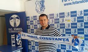 ˈfarul konˈstantsa ), genellikle farul constanța olarak bilinir veya kısaca farul , köstence , köstence şehrinde bulunan bir romen profesyonel futbol kulübüdür. Ianis Zicu Antrenor Principal La Farul ConstanÅ£a Prima ReacÈ›ie Sper Ca Fanii SÄƒ Fie InÈ›elegÄƒtori Foto