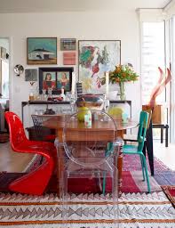Love The Art Wall Funky Room Not My Personal Style But Would Love To Eat Here And Have A Friend Who S Dining Ro Dining Room Design Interior Eclectic Dining