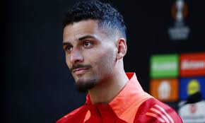 Κώστας Τσιμίκας: Τρέλανε το Twitter ο «Greek scouser»! Παγκόσμια ΑΠΟΘΕΩΣΗ!