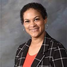 Kerrie Draper's Instagram, Twitter & Facebook