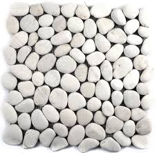 Die einzelnen matten sind 30×30 cm groß. Mosaik Netzwerk Mosaik Fliese Flusskiesel Steinkiesel Kiesel Flach Weiss 30 0102