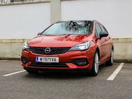 Hier angebote sichern ohne anzahlung mit versicherung keine versteckten kosten. Opel Astra Ultimate Sports Tourer 1 5 Cdti At Testbericht Autoguru At