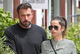 The breakup was amicable, but she was the one who called things off, a source tells us. Ben Affleck S Sweet Gf Ana De Armas Is Reportedly Really Great With His Kids More Florida News Times