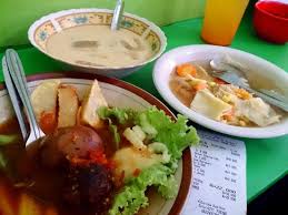 Beli selat solo online berkualitas dengan harga murah terbaru 2021 di tokopedia! Selat Daging Cacah Es Jeruk 11 500 Picture Of Vien S Selat Segar Sup Matahari Solo Tripadvisor