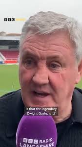I'll let other people make their mind up, who are a bit more established  than Dwight ever was" 😬 Steve Bruce has fired back after Dwight Gayle  criticised his coaching methods and