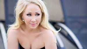 Opera soprano Heather Phillips gained musical experience in Canton area