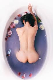 Nude female model - Etsy 日本