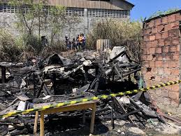 We did not find results for: Mulher Morre Queimada Em Incendio Que Destruiu Casa De Madeira Em Manaus Amazonas G1
