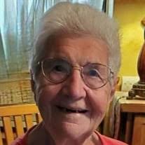 Gina Feola's Instagram, Twitter & Facebook