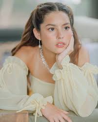THE PRETTIEST BIRTHDAY GIRL 🥳 Kendra Kramer, daughter of celebrity couple  Doug Kramer and Cheska Garcia, is all dolled up for the celebration of her  15th birthday. "Birthday month, 15