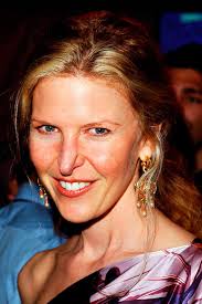 Reparto de Sr. y Sra. Smith (película 2005). Dirigida por Doug Liman