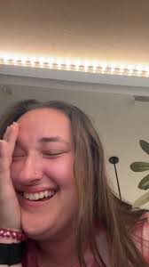 Grace (@large.basic.loser)