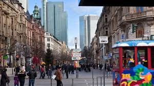 Früher dreckig und verrucht, heute immer schicker: Drogen Rotlicht Coole Bars Bahnhofsviertel