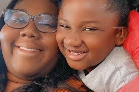 Shannon Ligon's Instagram, Twitter & Facebook