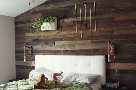 These are some beautiful bedrooms filled with great ideas for making the most of a small the trick to creating a lovely bedroom when square footage is limited is to make smart use of the space you do have, keep furnishings scaled to the room. Decorating The Pallet Wall Snappy Casual