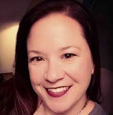 Laura Piehl's Instagram, Twitter & Facebook