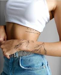 Flower Tattoos Panosundaki Pin
