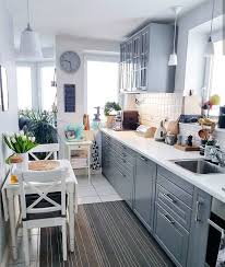 Solusi Rumah Kecil Desain Ruang Makan Dapur Jadi 1