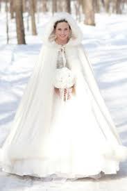 _____ handy mӧchte ich haben! Brautkleider Im Winter Style Brautmode Hochzeit Jacke Winterhochzeit