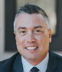 Lori Babbitt's Instagram, Twitter & Facebook