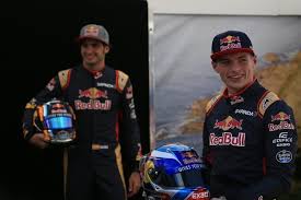 Carlos sainz y max verstappen. Marko Rubbishes Claims That Verstappen Is Against Sainz Jr Promotion The Checkered Flag