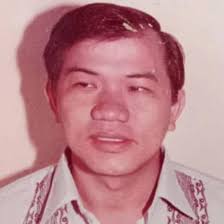 Stalls along Carnarvon Street in the 1990s.