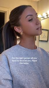 Savannah Dobson's Instagram, Twitter & Facebook