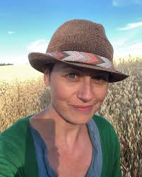 TEACHER PROFILE: Caroline Cordery