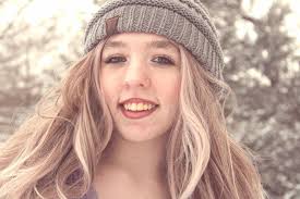 NHS show choir performance at Casa Azteca