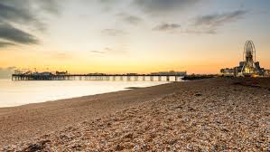 Brighton is known for its exquisitely crafted women's handbags, jewelry, and charms for bracelets, along with many other stylish accessories. Verliebt In Brighton Wie Mich Die Englische Stadt In Ihren Bann Zog Tui Com Reiseblog