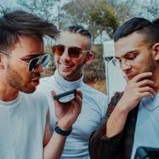 His voice is so deep and soothing and i think im in love. Prince Royce Manuel Turizo Curame Official Audio 2019 By Yeison Ruiz