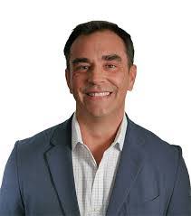 Robert Mountjoy's Instagram, Twitter & Facebook